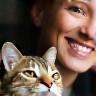 Marie et son chat Oréo